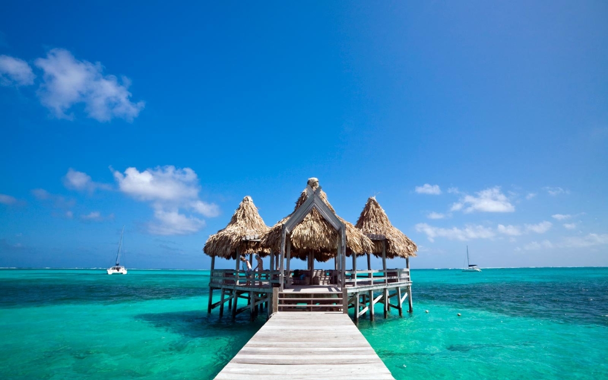 caribbean-ambergris-caye-belize-1200x750